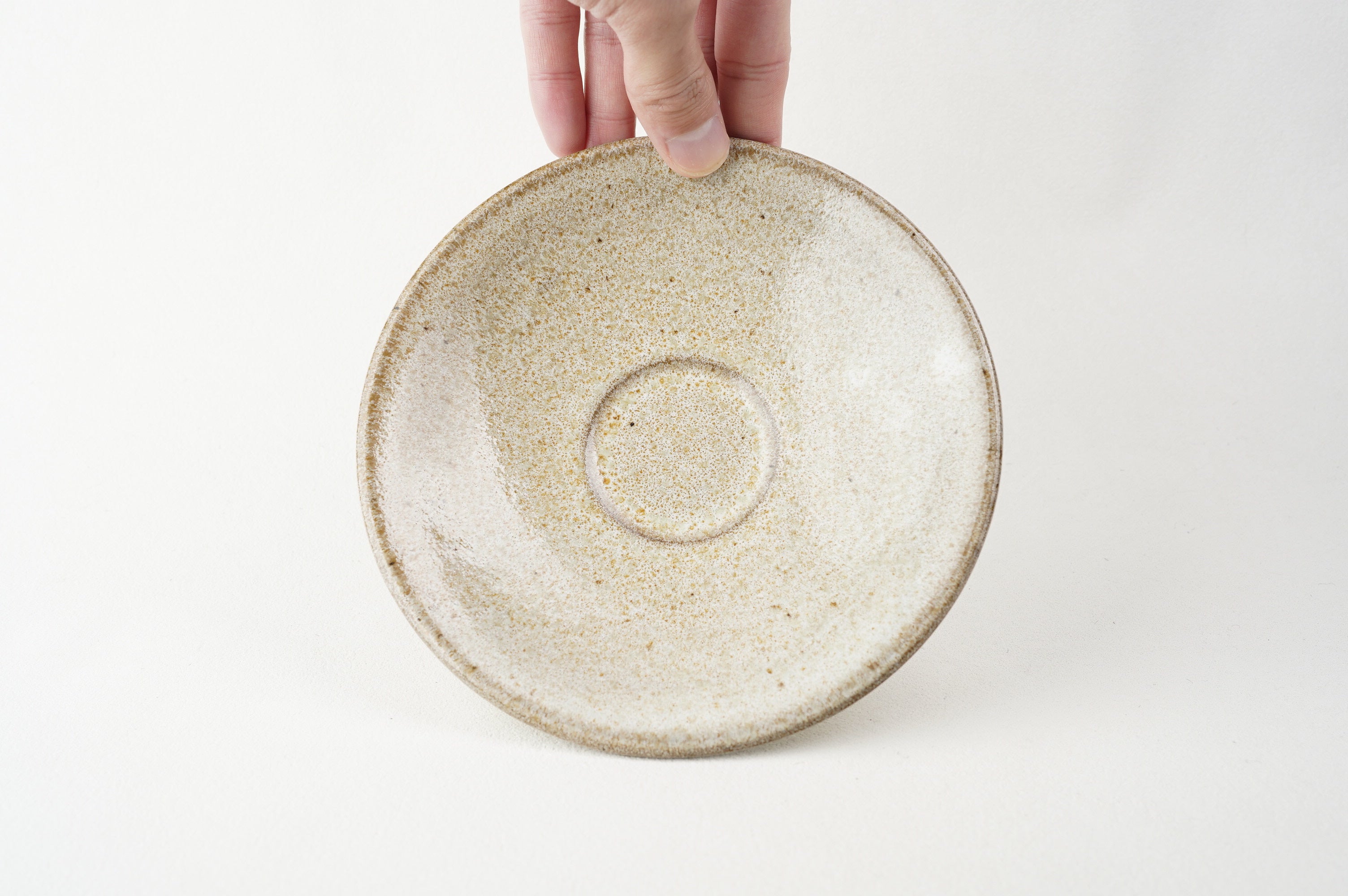 Speckled Saucer