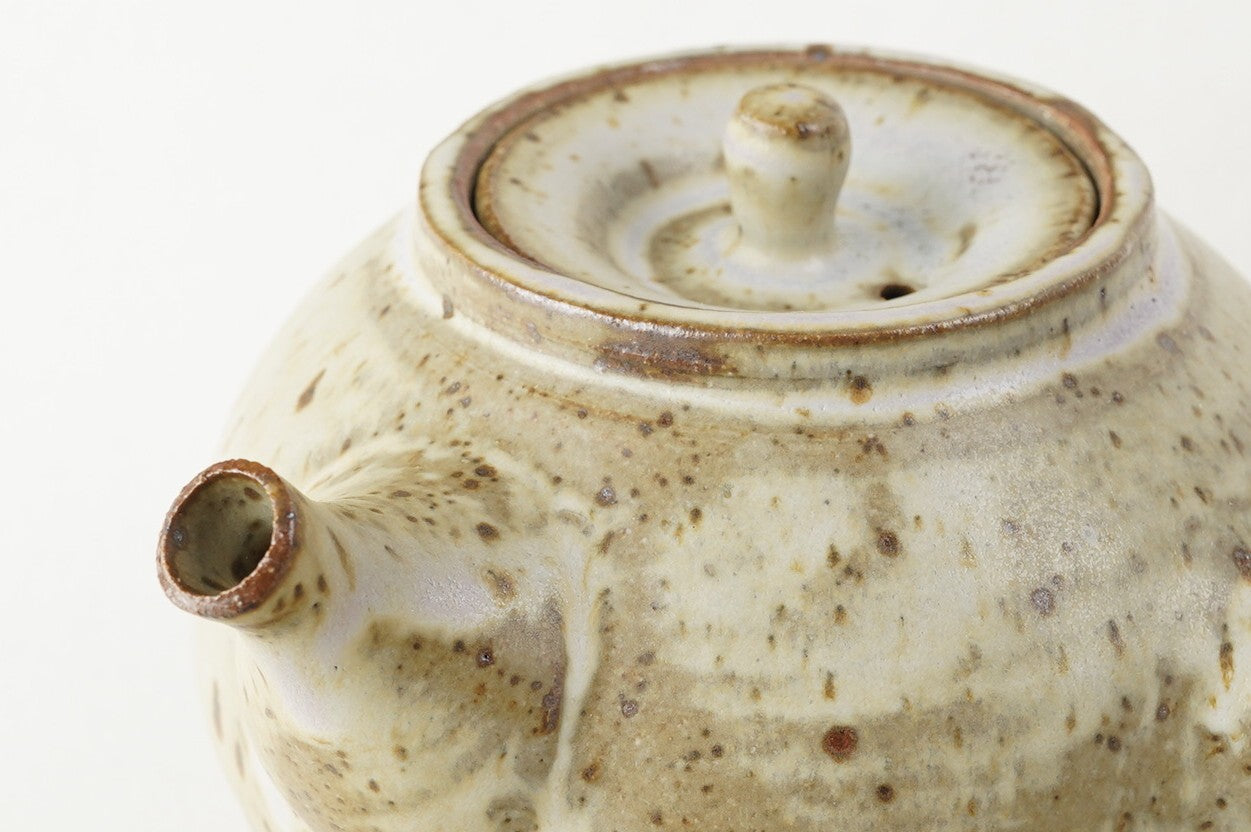 White Teapot